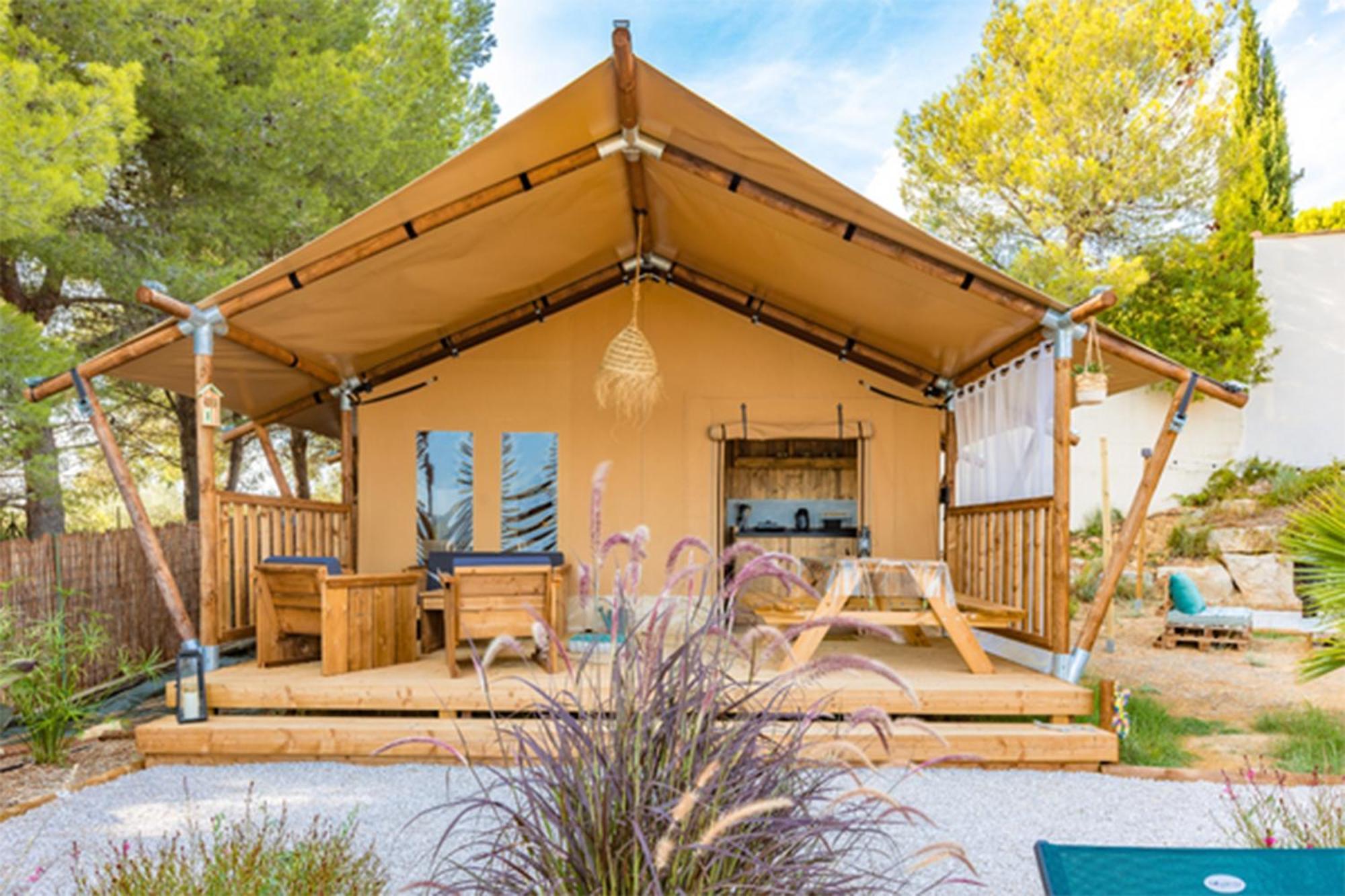 Camping Le Val De Cesse Mirepeisset Exterior photo